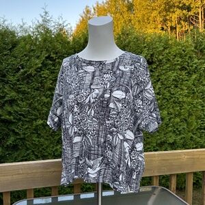 French Connexion⎪Love and Skull Tattoo Tee